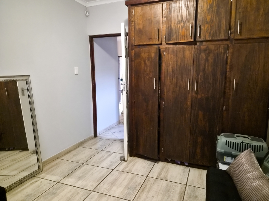 3 Bedroom Property for Sale in Mooivallei Park North West